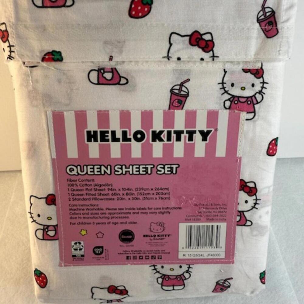 Hello Kitty Queen Sheet Set 4-Piece 100% Cotton Pink White Sanrio NWT Rare - Picture 2 of 5